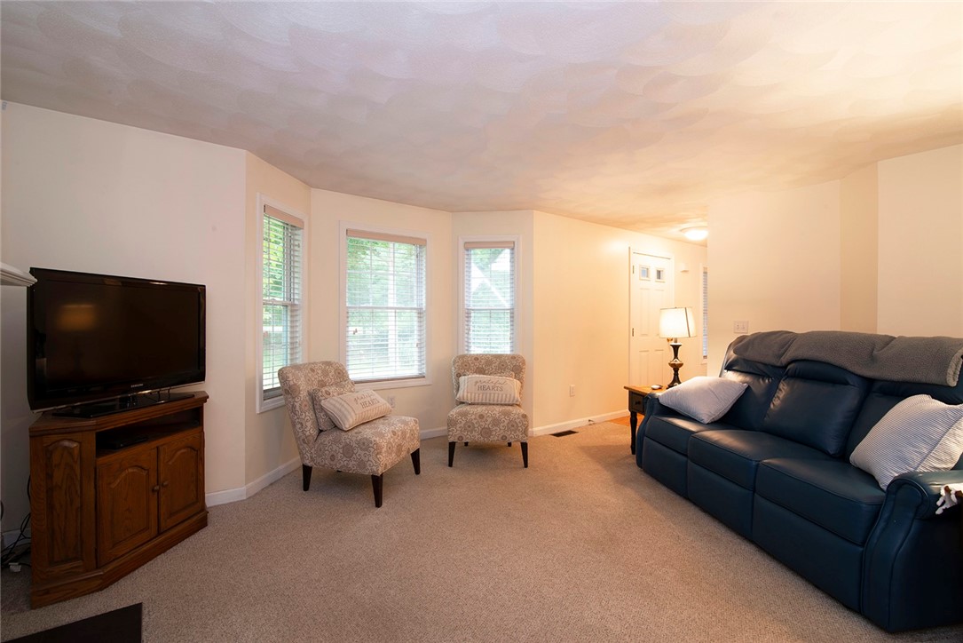 5018 Old Post Road Charlestown, RI 02813 - Photo 8 of 21