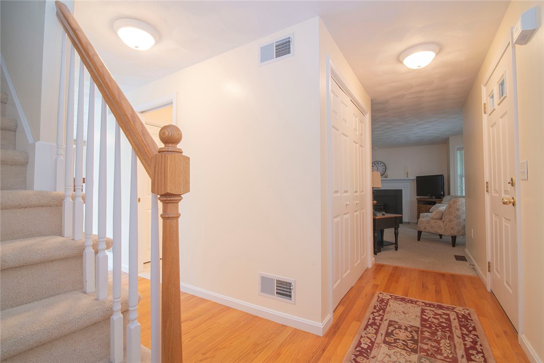 5018 Old Post Road Charlestown, RI 02813 - Photo 10 of 21