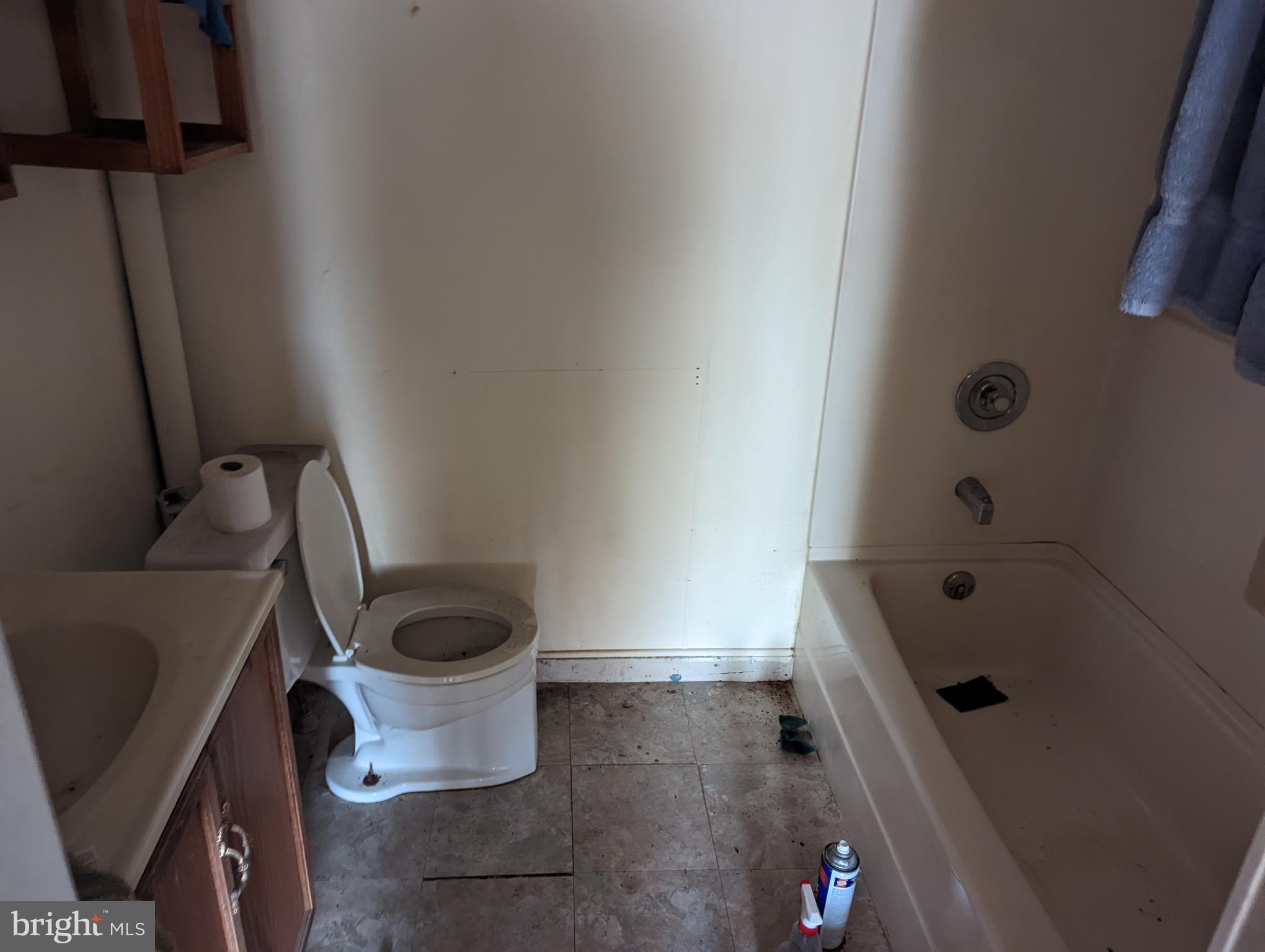 2220 Monocacy Road Essex, MD 21221 - Photo 7 of 10 Gallery Image 7