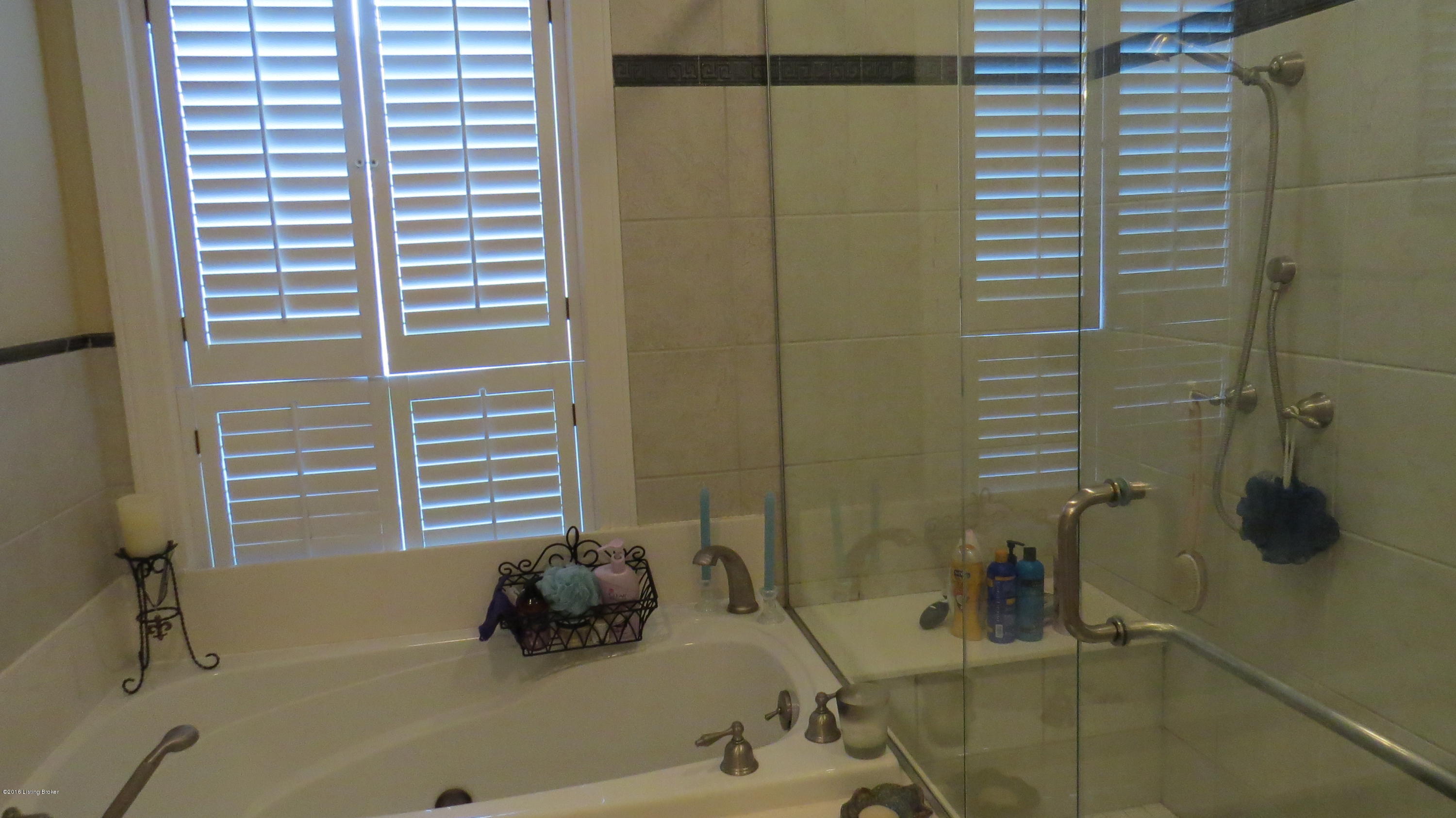 305 South Chadwick Road Louisville, KY 40222 - Photo 17 of 33 IMG_0023