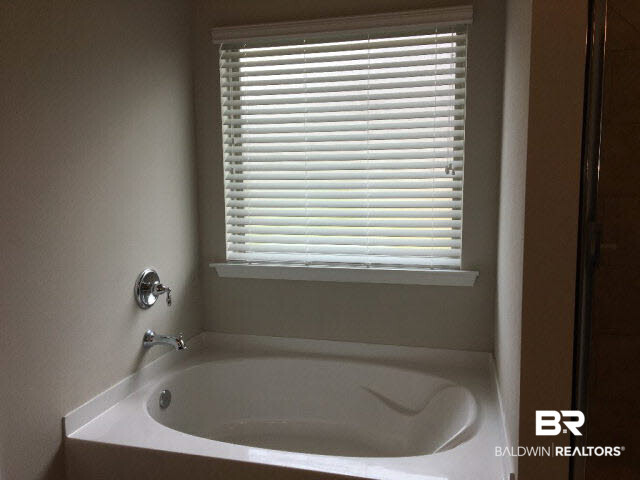 12211 Ariel Way Spanish Fort, AL 36527 - Photo 9 of 11 master garden tub