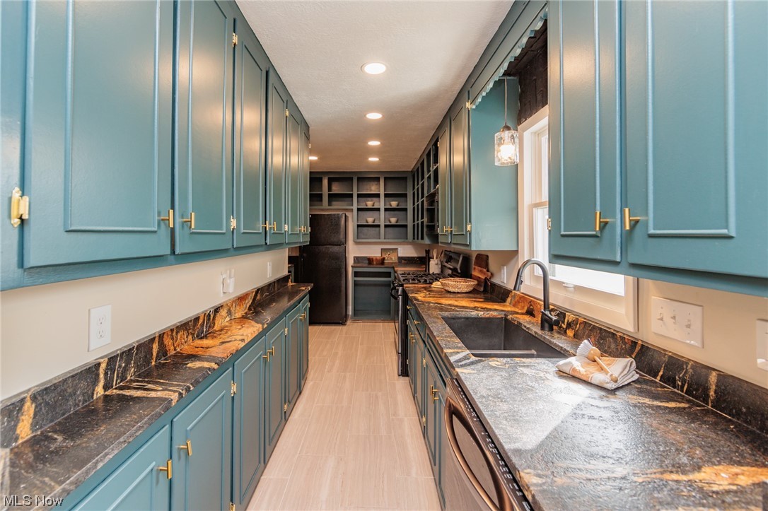 12273 Huffman Road Cleveland, OH 44130 - Photo 11 of 46 Gallery Image 11
