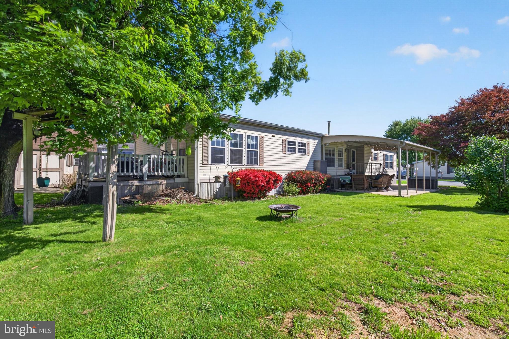 201 Northcrest Acres Lebanon, PA 17046 - Photo 12 of 22 Charming home with lush green yard.