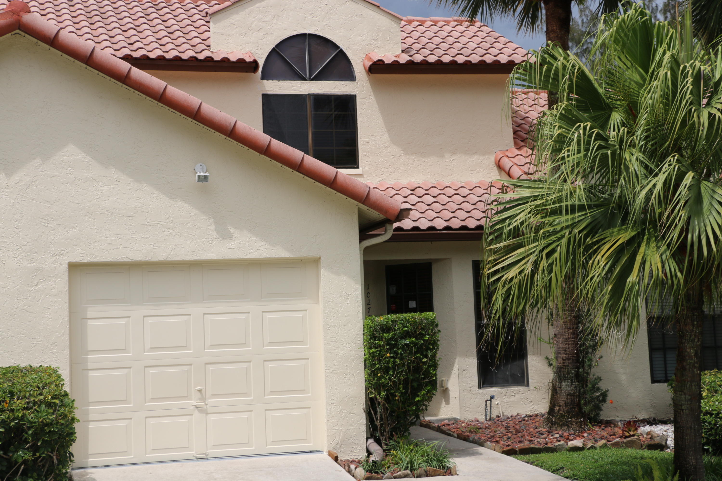10275 Hidden Springs Court Boca Raton, FL 33498 - Photo 2 of 21 IMG_6159