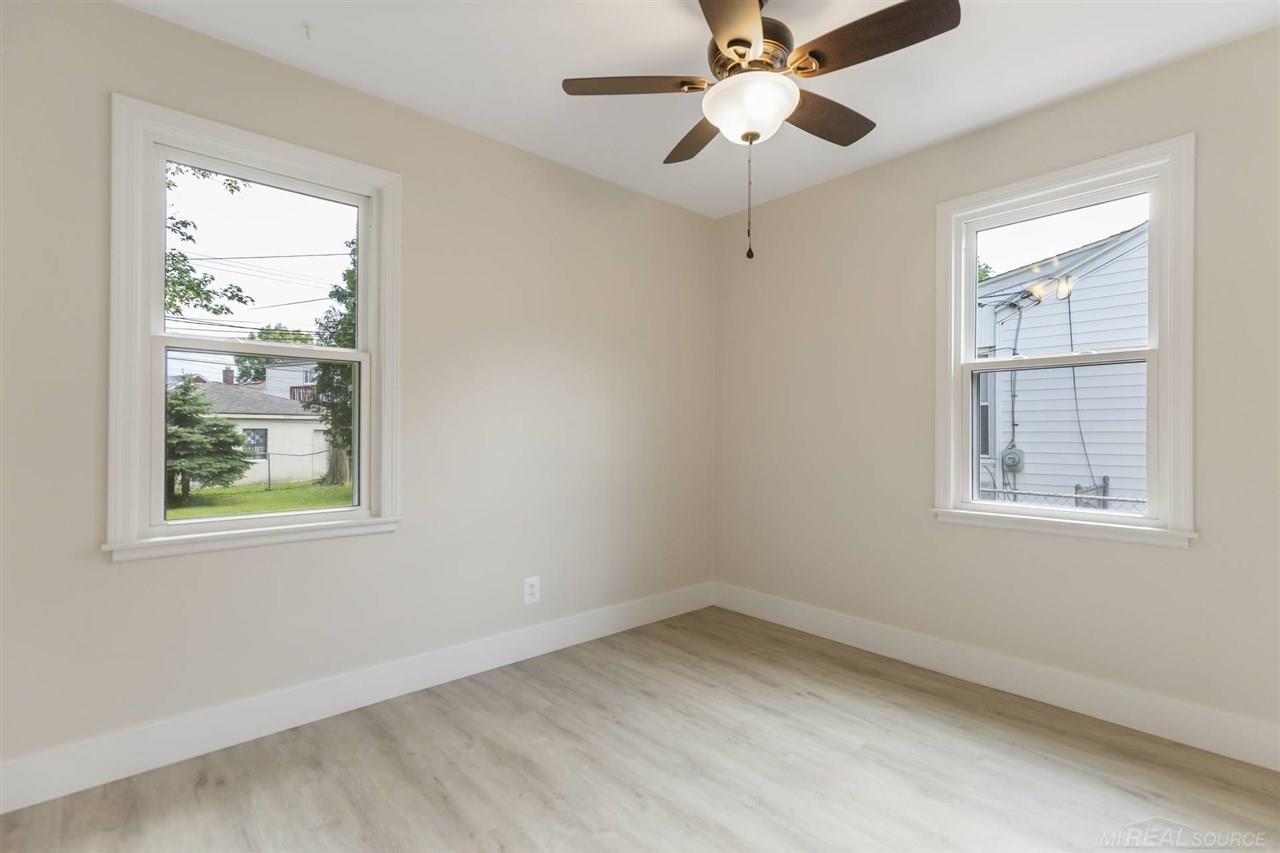 18196 Twelve Mile Road Roseville, MI 48066 - Photo 10 of 19