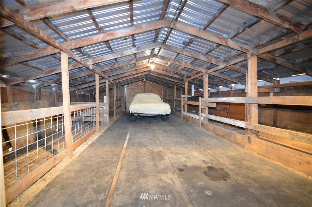 590 West Pole Road Ferndale, WA 98248 - Photo 26 of 40 a view of a storage room