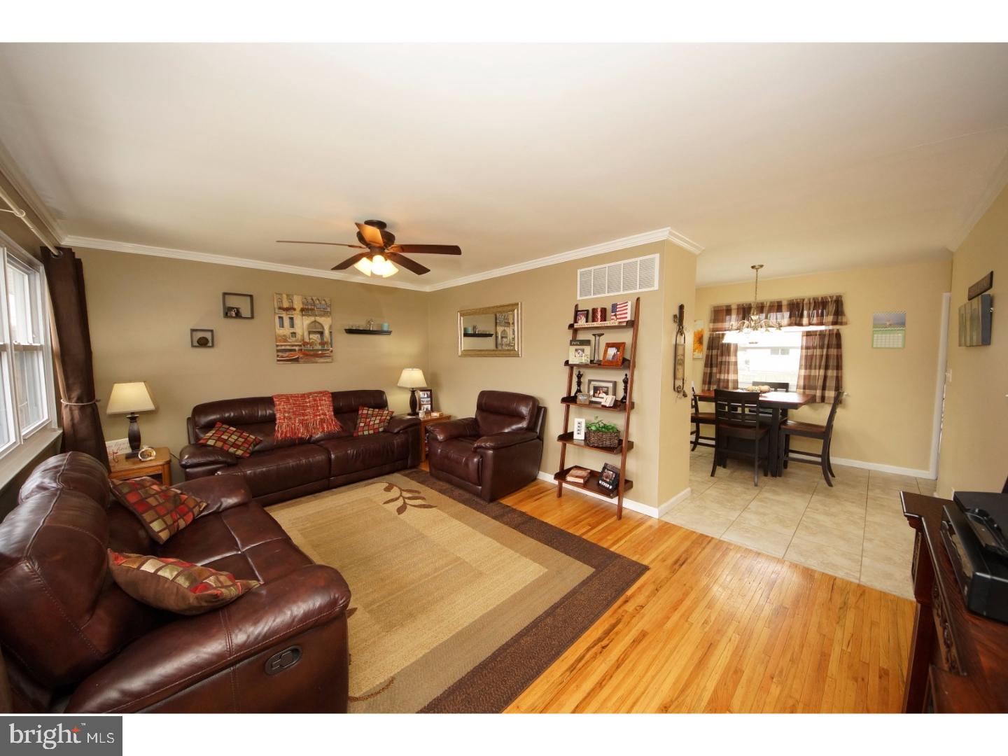 14 Claude Road Hamilton, NJ 08620 - Photo 3 of 13 Living Room