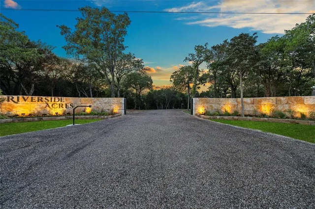 a view of outdoor space with garden