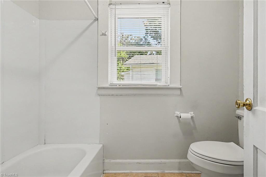 1602 Larkin Street High Point, NC 27262 - Photo 26 of 32
