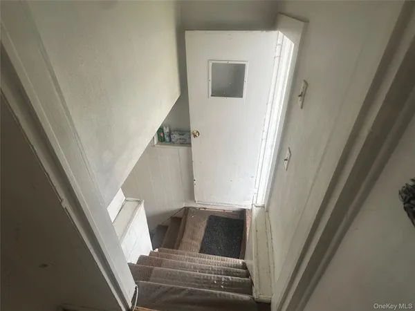 $639,900 | 462 Pearl Street, Oceanside, NY 11572