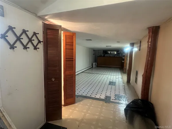 $639,900 | 462 Pearl Street, Oceanside, NY 11572