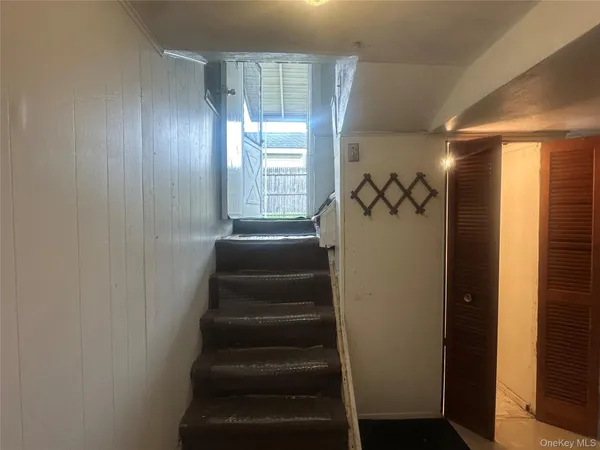 $639,900 | 462 Pearl Street, Oceanside, NY 11572