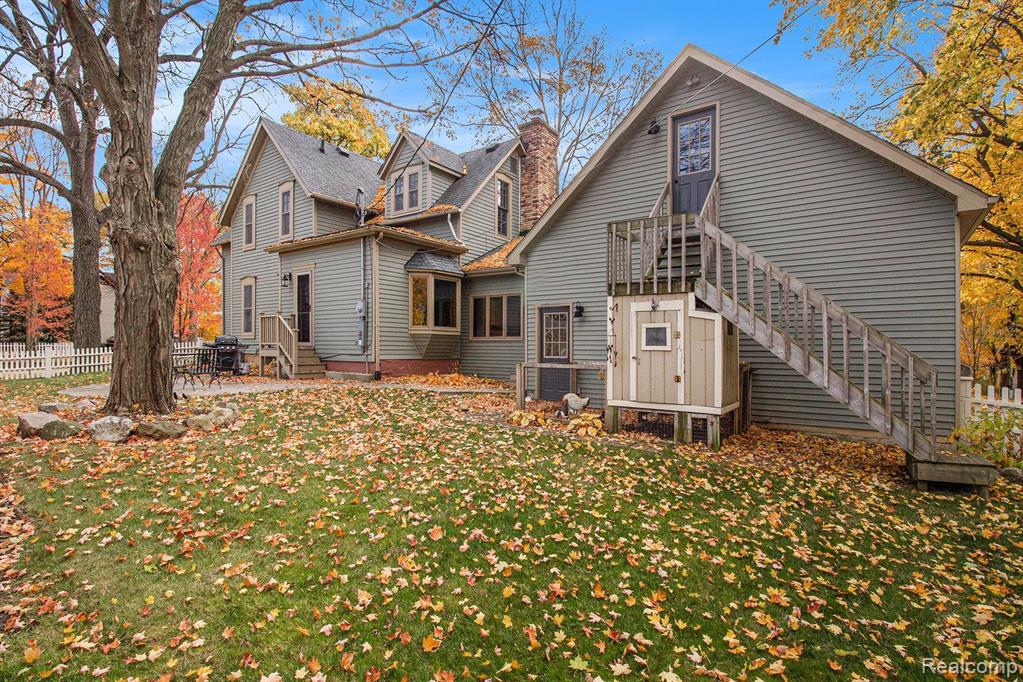 122 Summit Howell, MI 48843 - Photo 9 of 40 Gallery Image 9