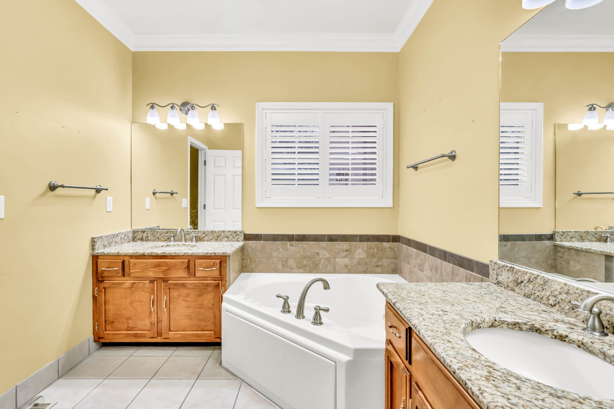 453 Stonemeadow Road Clarksville, TN 37043 - Photo 15 of 33