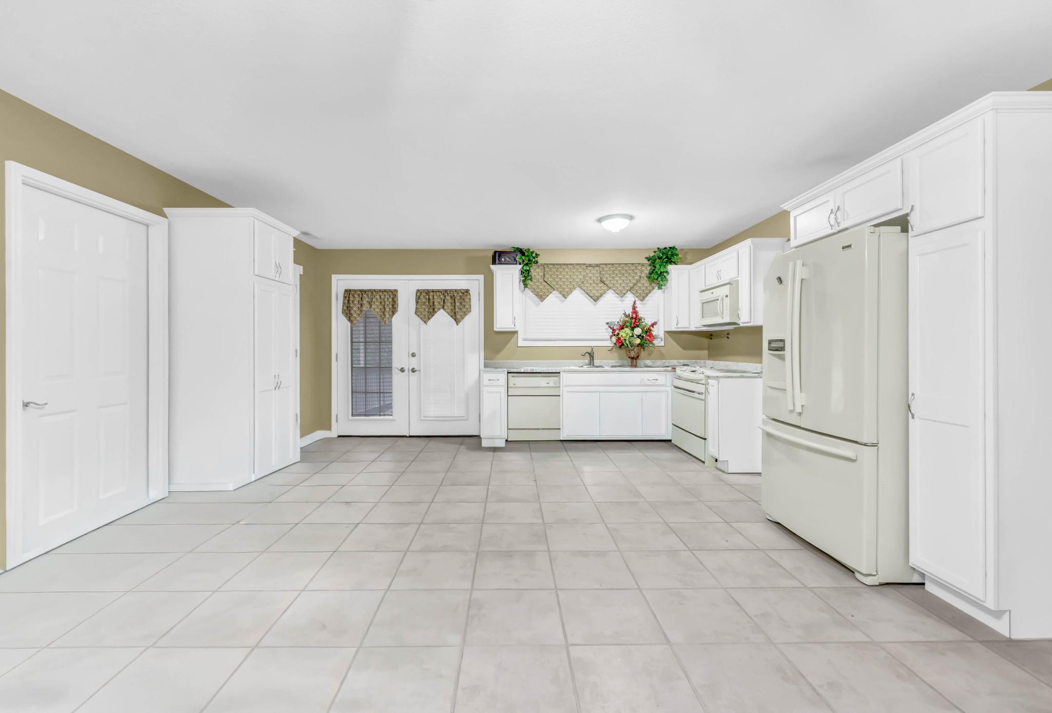 453 Stonemeadow Road Clarksville, TN 37043 - Photo 23 of 33
