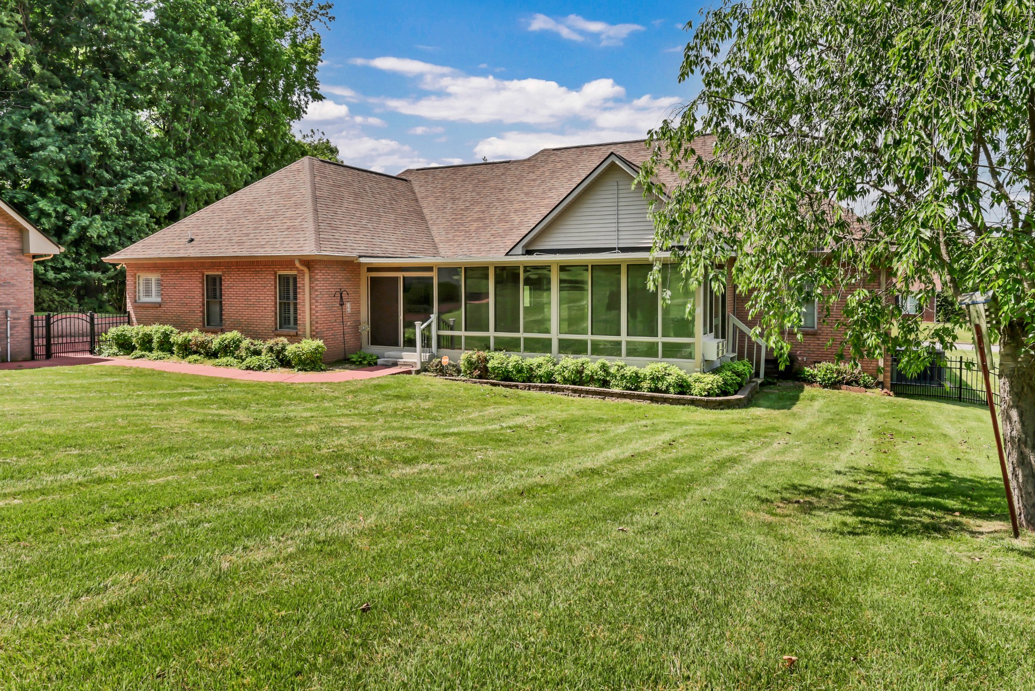 453 Stonemeadow Road Clarksville, TN 37043 - Photo 28 of 33