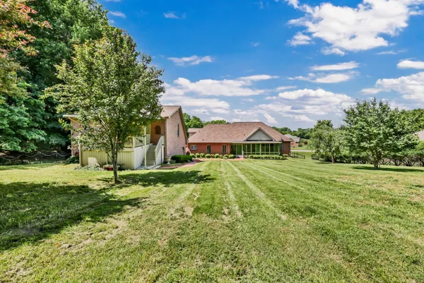 $729,000 | 453 Stonemeadow Road, Clarksville, TN 37043