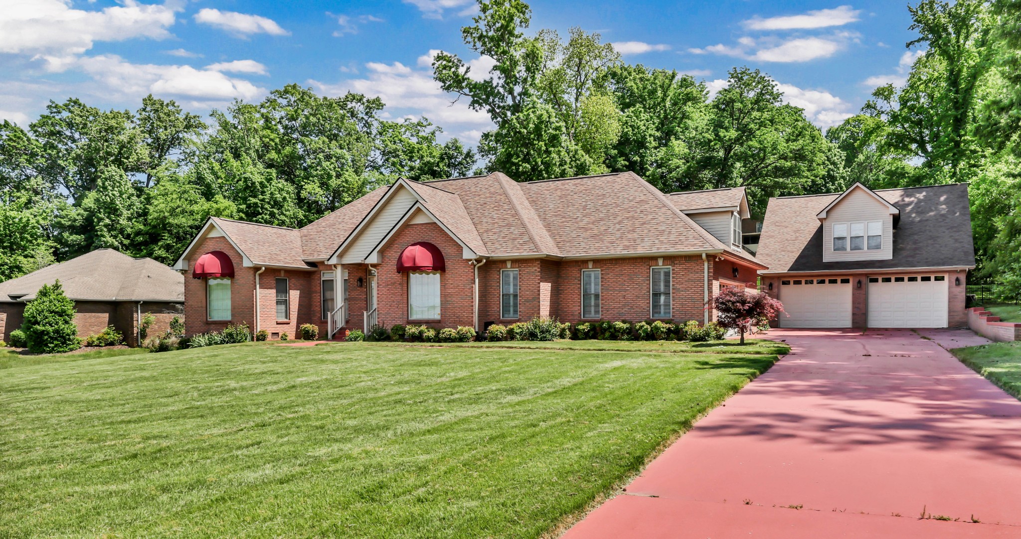 453 Stonemeadow Road Clarksville, TN 37043 - Photo 3 of 33