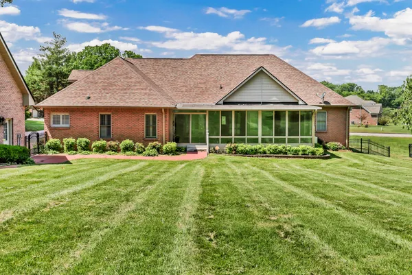 $729,000 | 453 Stonemeadow Road, Clarksville, TN 37043