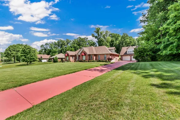 $729,000 | 453 Stonemeadow Road, Clarksville, TN 37043