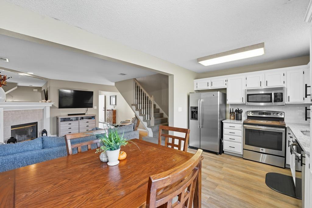 5623 Northwest Sunrise Meadow Circle Lee's Summit, MO 64064 - Photo 11 of 24