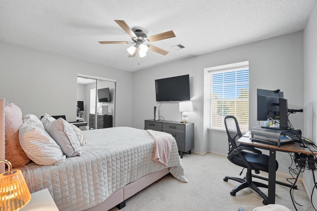 5623 Northwest Sunrise Meadow Circle Lee's Summit, MO 64064 - Photo 12 of 24