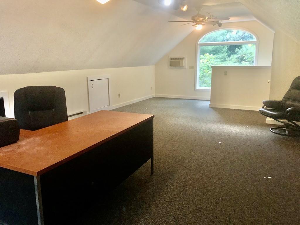 350 Southampton Road Holyoke, MA 01040 - Photo 16 of 23