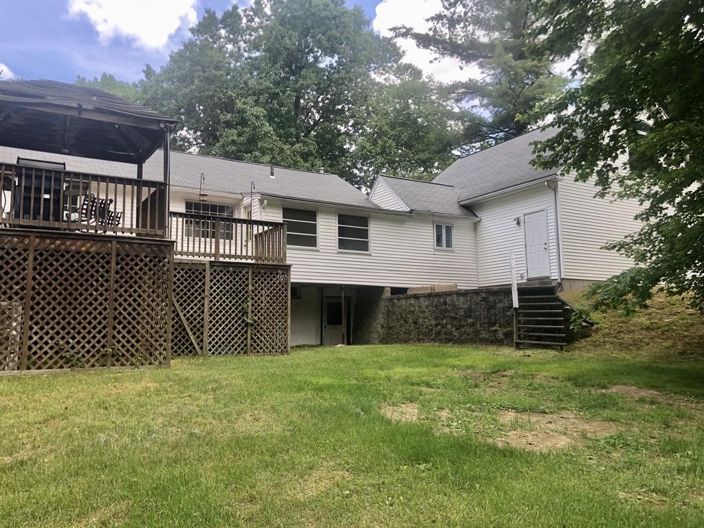 350 Southampton Road Holyoke, MA 01040 - Photo 20 of 23