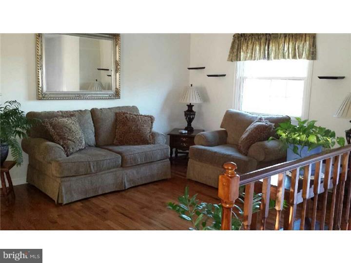 698 Milton Grove Road North Elizabethtown, PA 17022 - Photo 3 of 22 Gallery Image 3