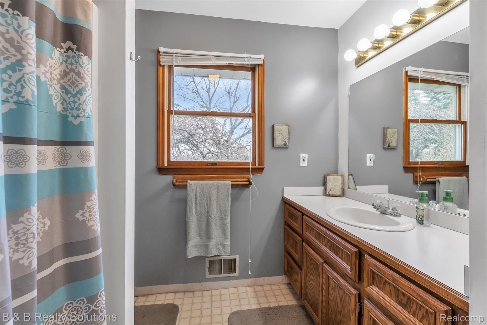 2945 German Road Columbiaville, MI 48421 - Photo 14 of 27 15-2945-German-Rd-WindowStill-Real-Estate-Photography-15.jpg