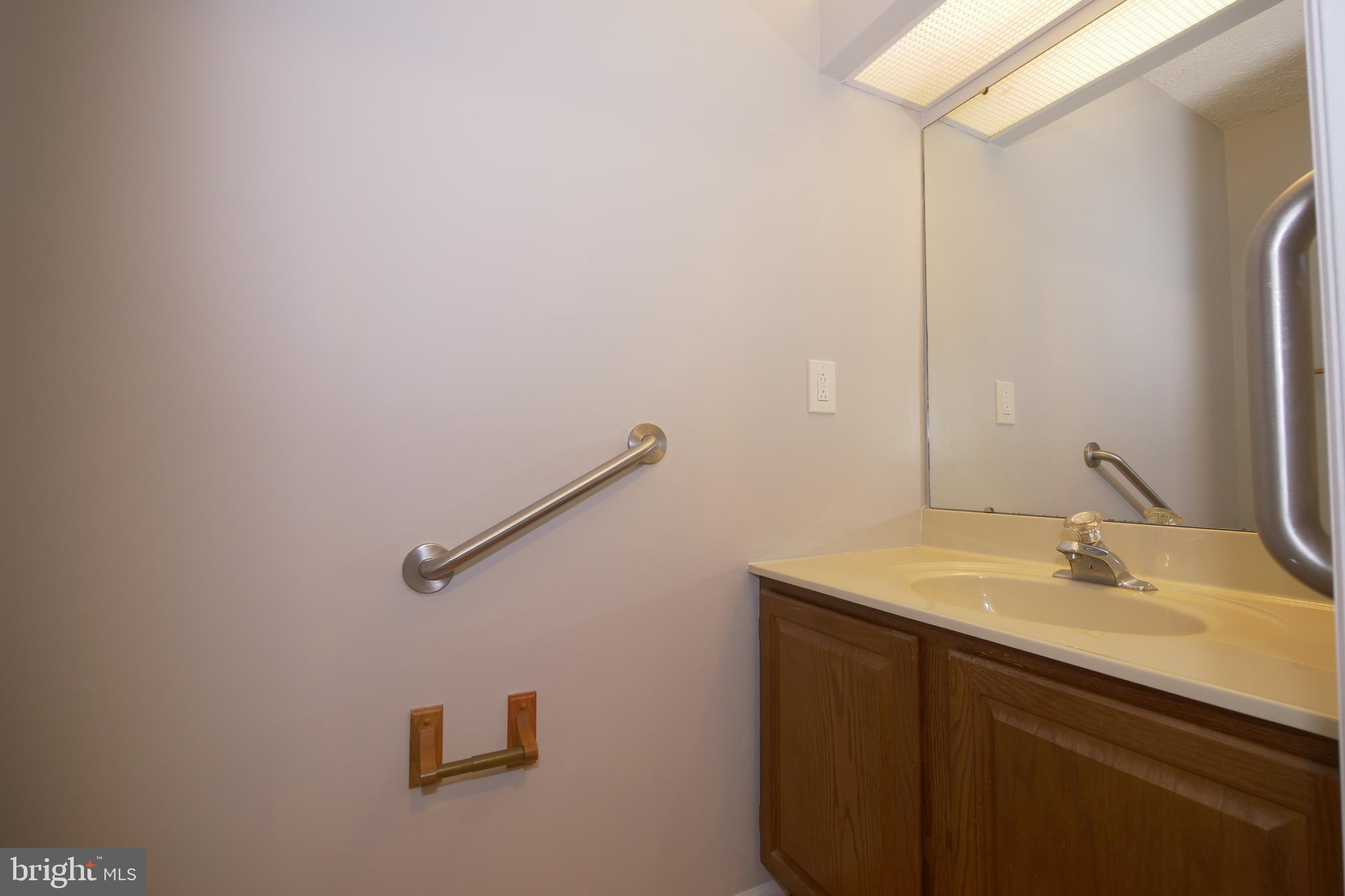 5608 Alysheba Way Frederick, MD 21703 - Photo 8 of 40 Main Level Powder Room