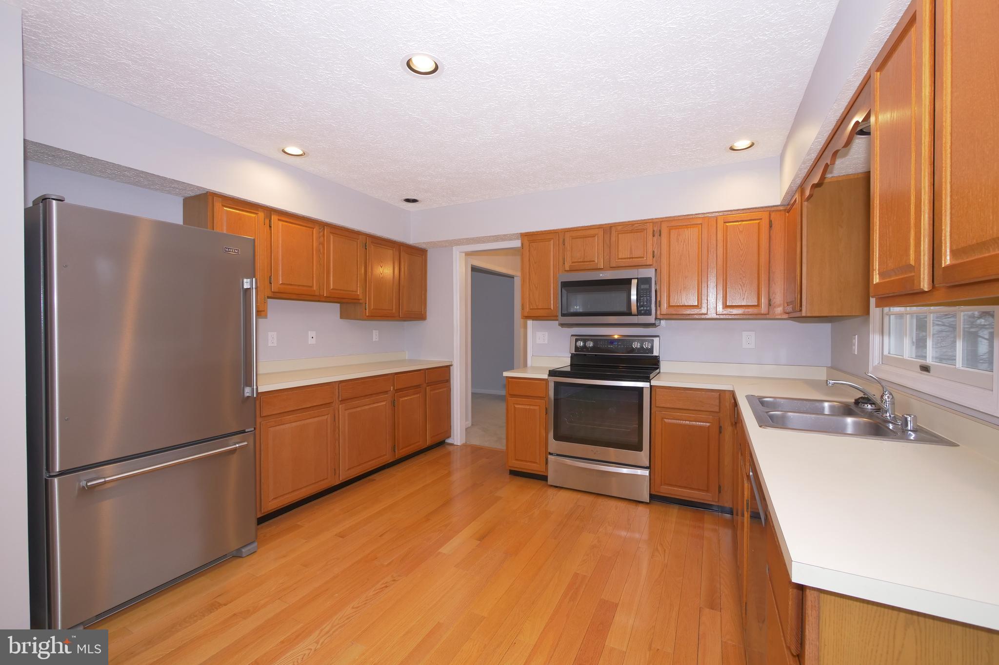 5608 Alysheba Way Frederick, MD 21703 - Photo 10 of 40 Main Level Kitchen
