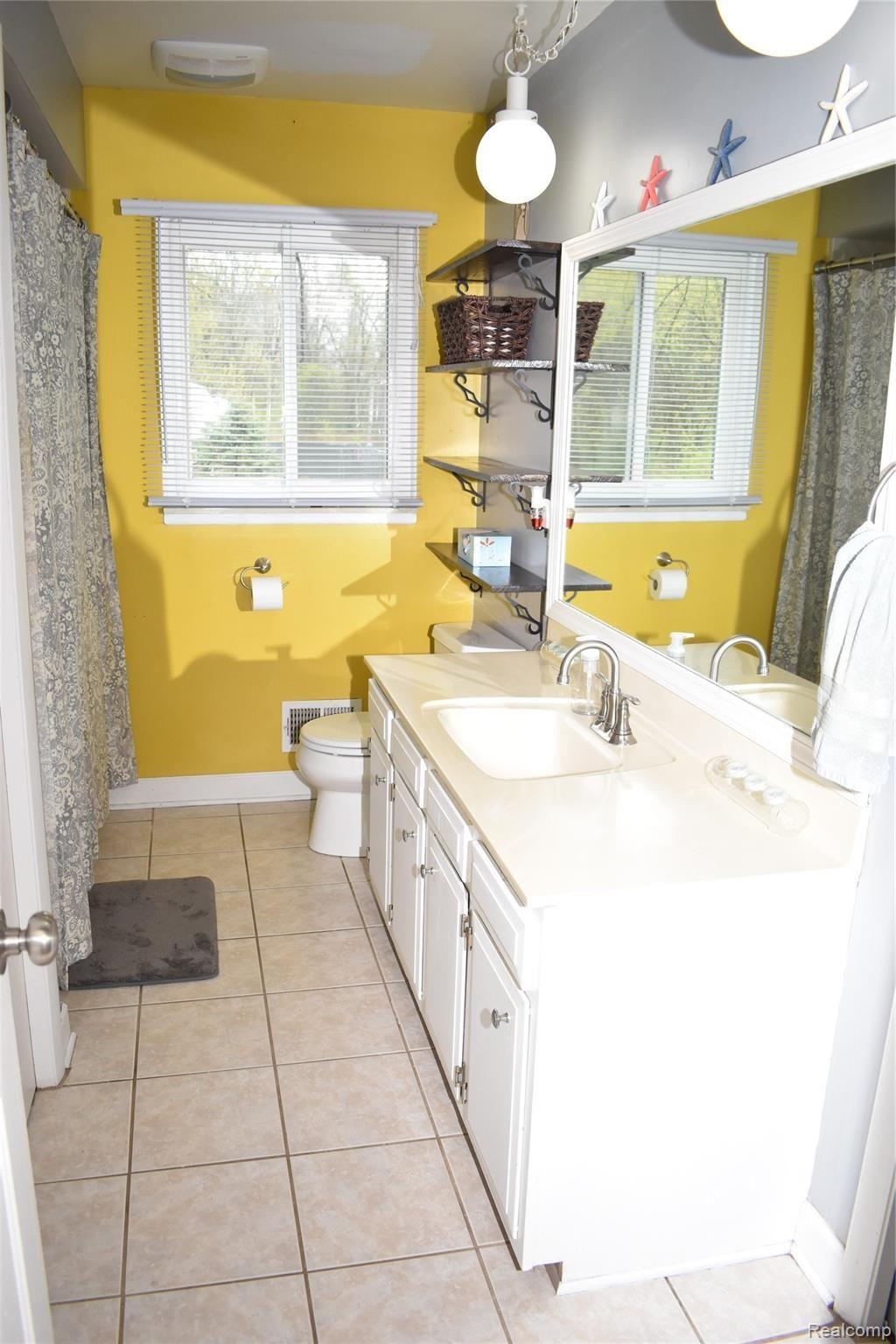 7276 Holcomb Road Clarkston, MI 48346 - Photo 13 of 24 DSC_0007.JPG