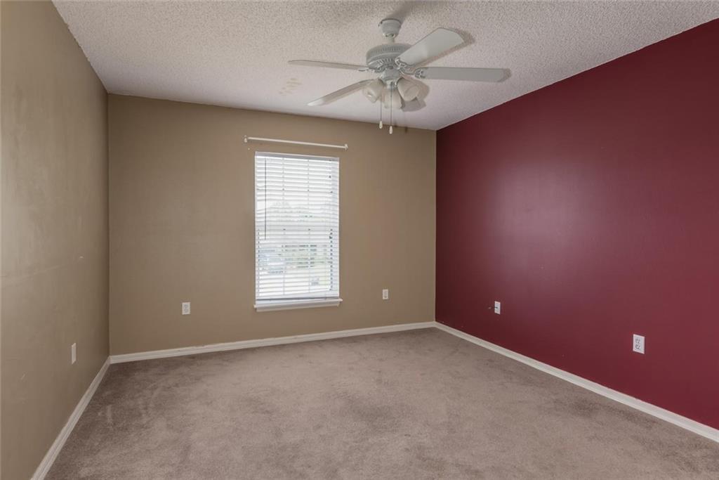 5665 Northwest Whitecap Road Port St. Lucie, FL 34986 - Photo 17 of 25 an empty room with a window
