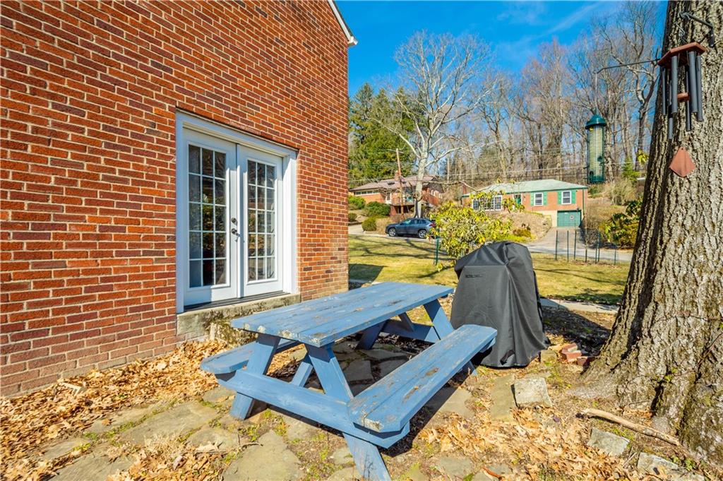 2522 Collins Road Pittsburgh, PA 15235 - Photo 20 of 25 Gallery Image 20