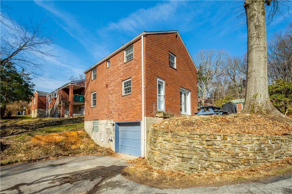 2522 Collins Road Pittsburgh, PA 15235 - Photo 21 of 25 Gallery Image 21