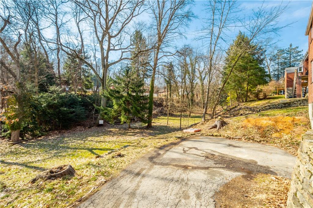 2522 Collins Road Pittsburgh, PA 15235 - Photo 22 of 25 Gallery Image 22