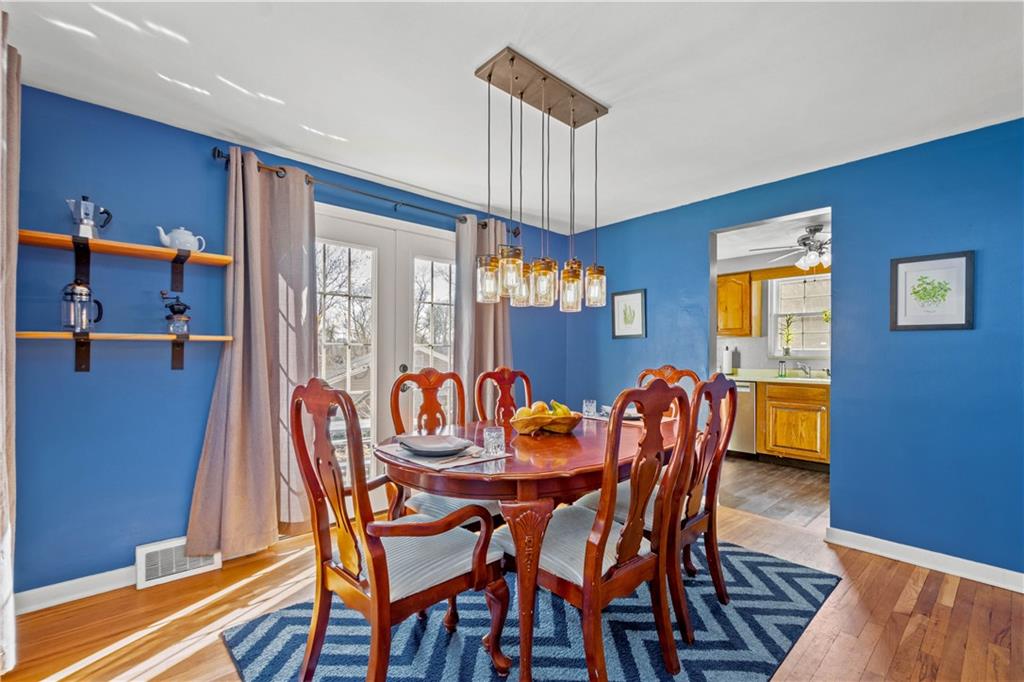2522 Collins Road Pittsburgh, PA 15235 - Photo 7 of 25 Gallery Image 7