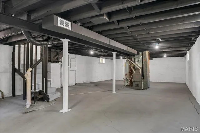 $234,900 | 6215 Columbia Avenue, St. Louis, MO 63139