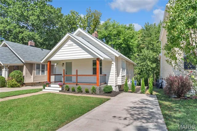 $234,900 | 6215 Columbia Avenue, St. Louis, MO 63139