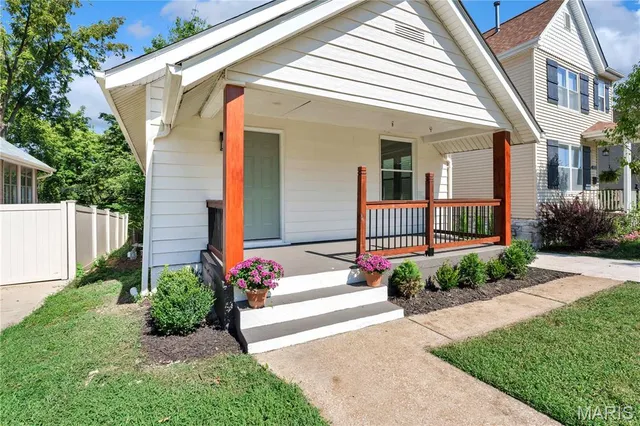 $234,900 | 6215 Columbia Avenue, St. Louis, MO 63139