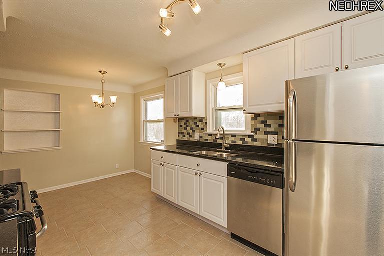 3870 Salisbury Road South Euclid, OH 44121 - Photo 6 of 17
