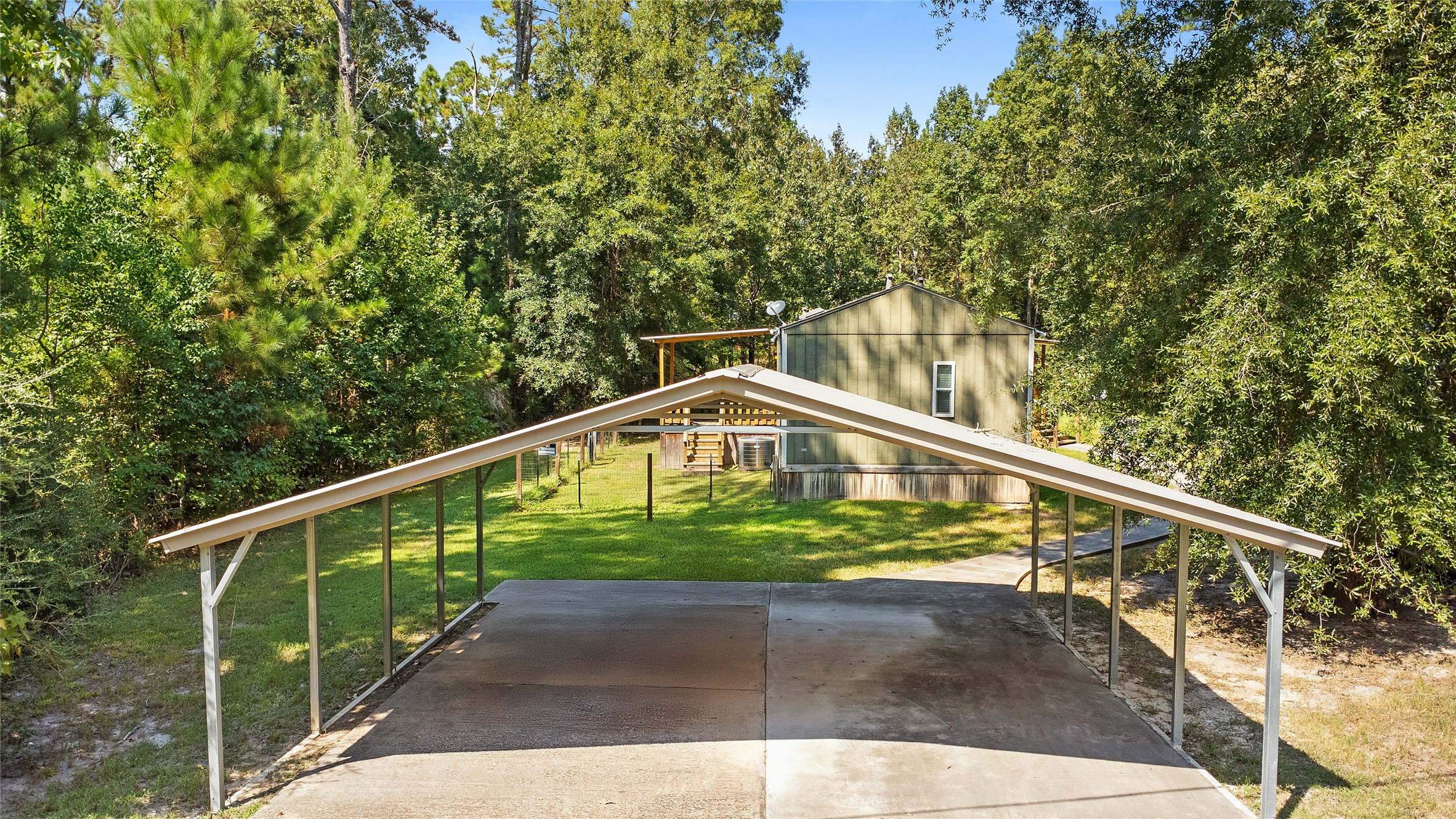 375 Chestnut Bnd Street Huntsville, TX 77320 - Photo 29 of 35