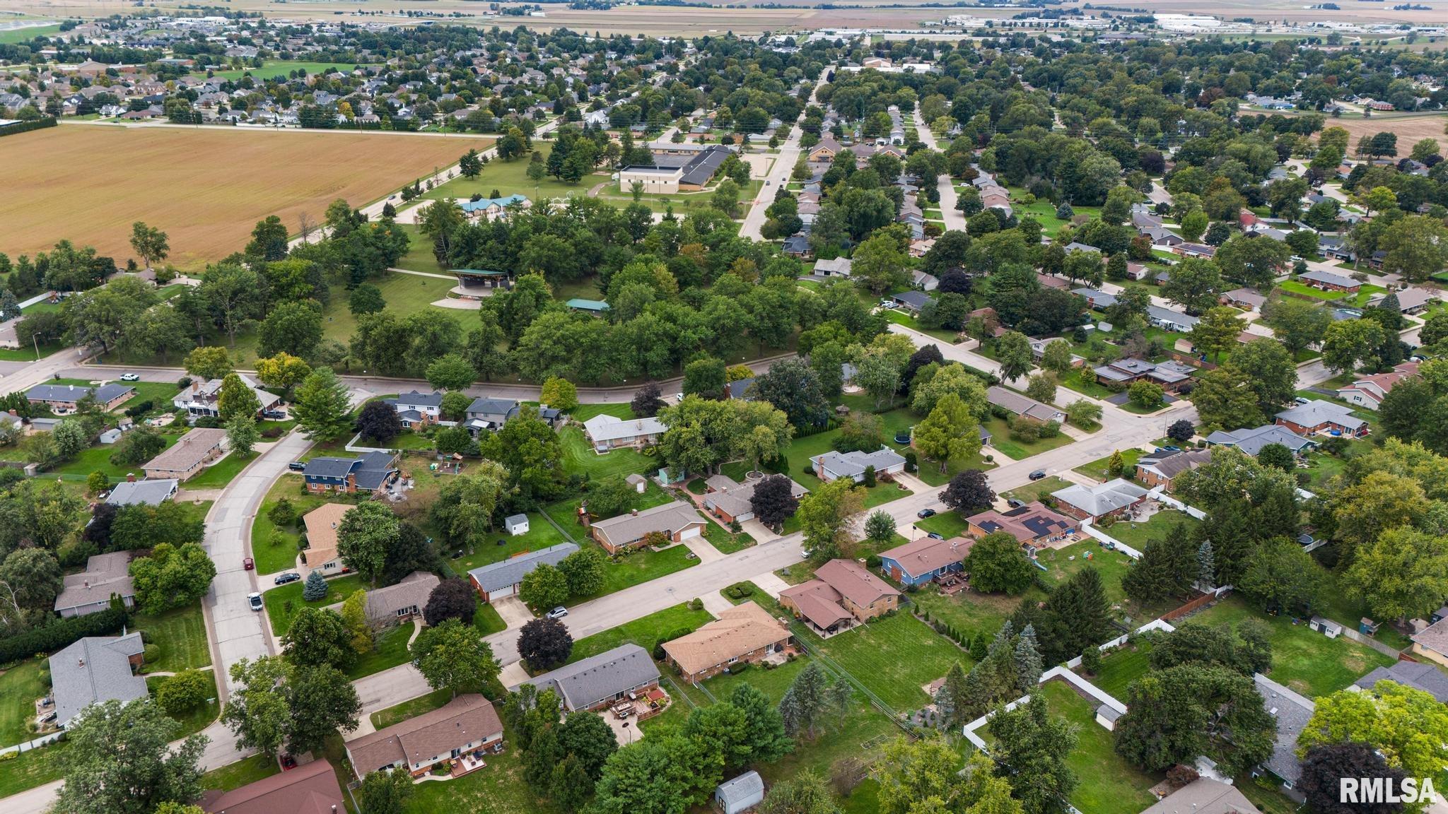 1140 Brentwood Road Morton, IL 61550 - Photo 44 of 51 Gallery Image 44