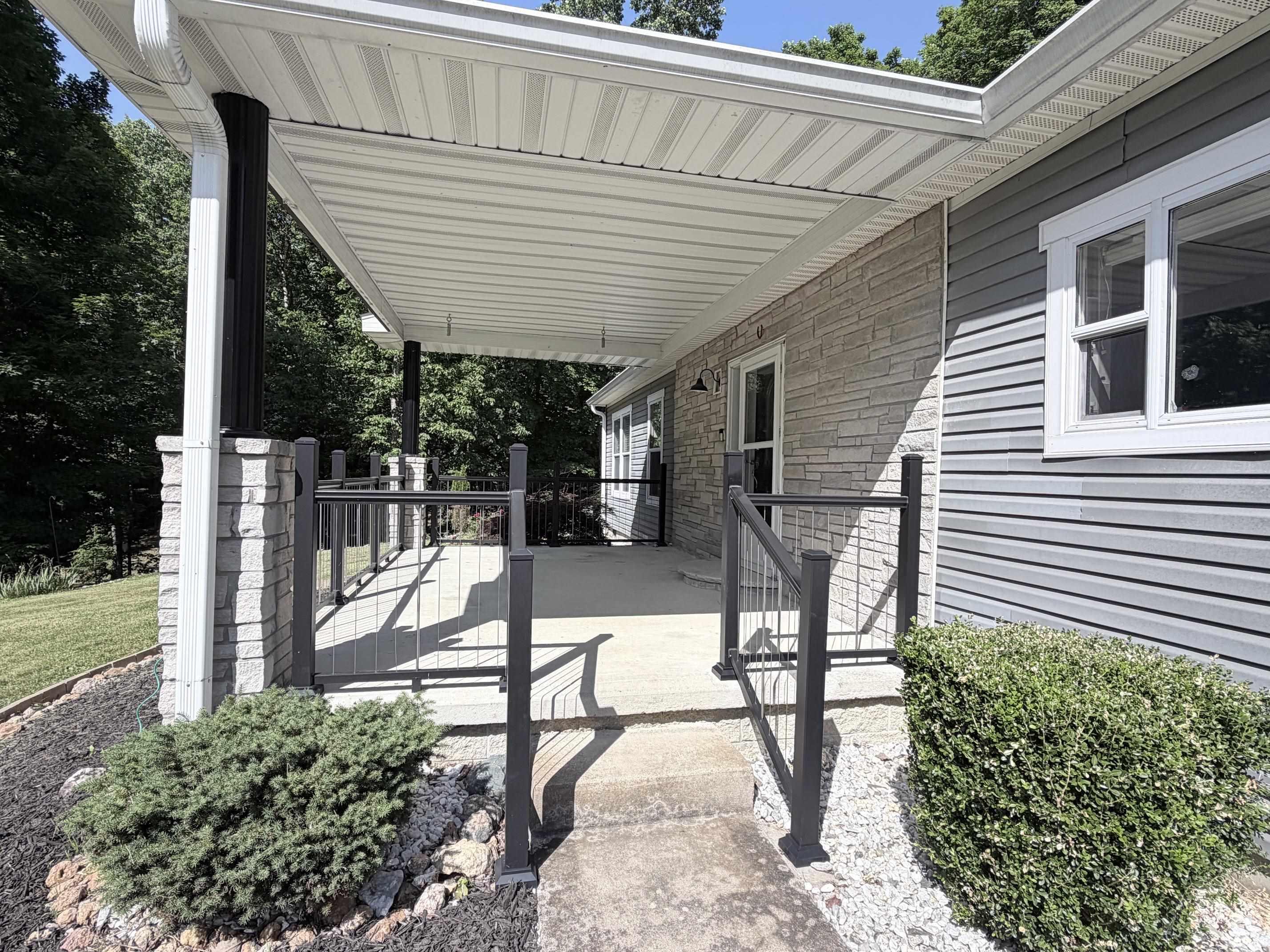 155 West Smithville Road Bloomington, IN 47403 - Photo 4 of 30