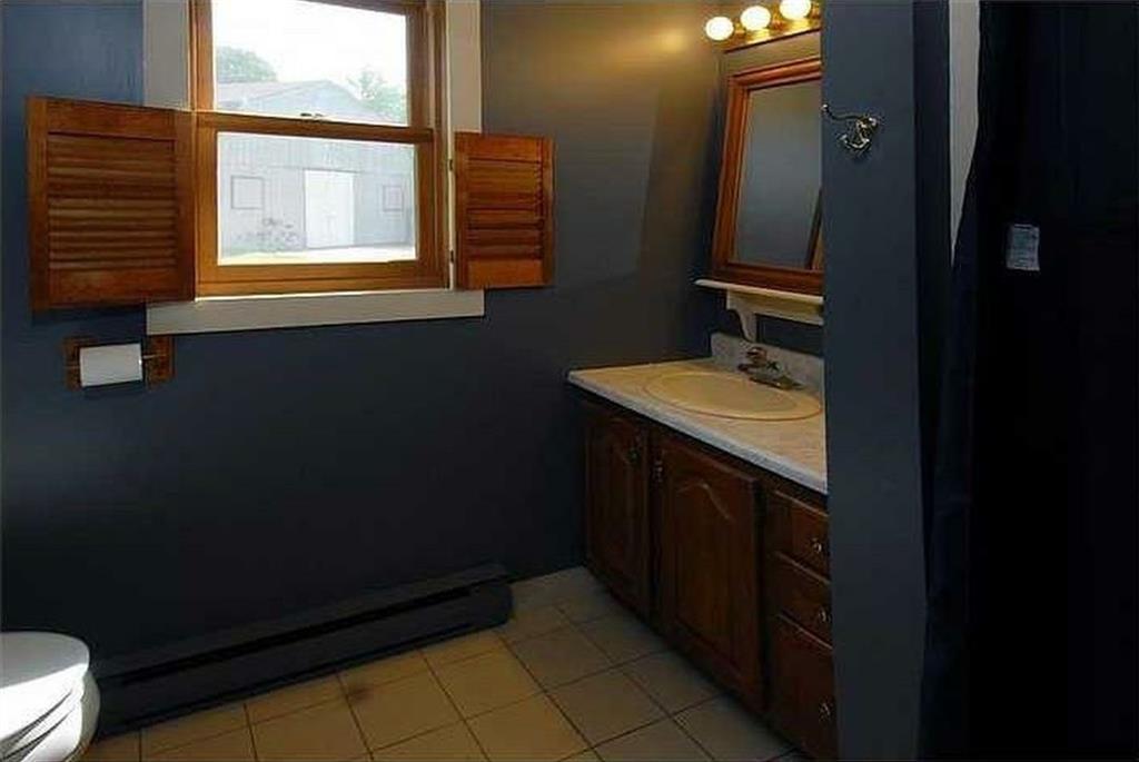 107 Beaver Hill Road Springvale, ME 04083 - Photo 14 of 34 Bath