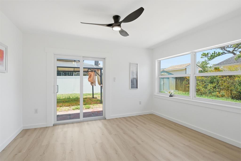 1290 Michigan Boulevard Dunedin, FL 34698 - Photo 15 of 53