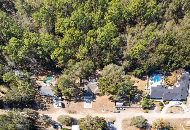 a view of building with yard