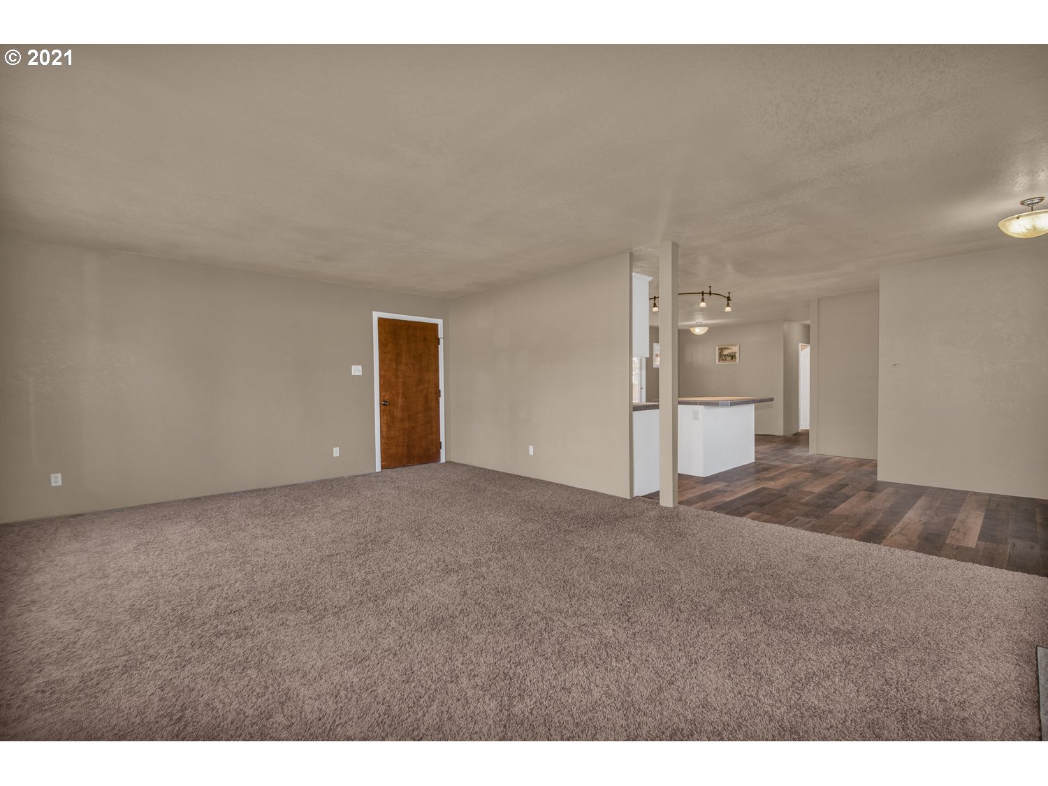 68760 George Cyrus Road Sisters, OR 97759 - Photo 14 of 31 Gallery Image 14