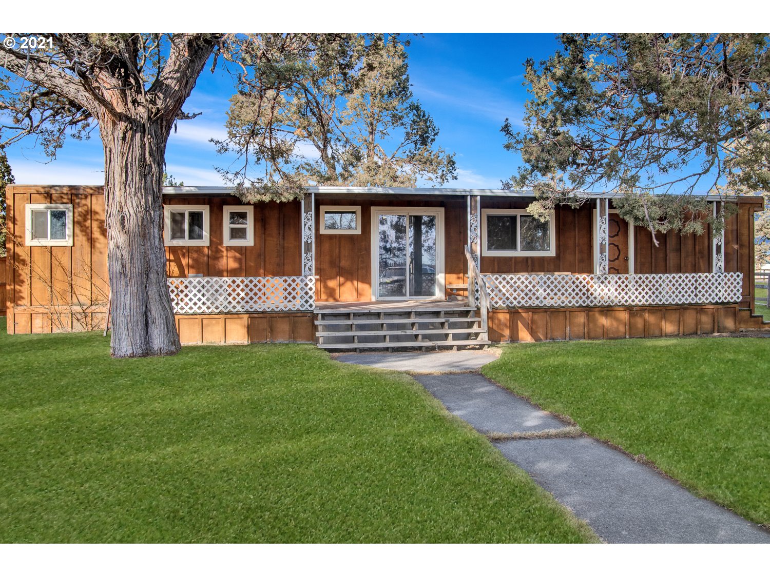 68760 George Cyrus Road Sisters, OR 97759 - Photo 10 of 31 Gallery Image 10